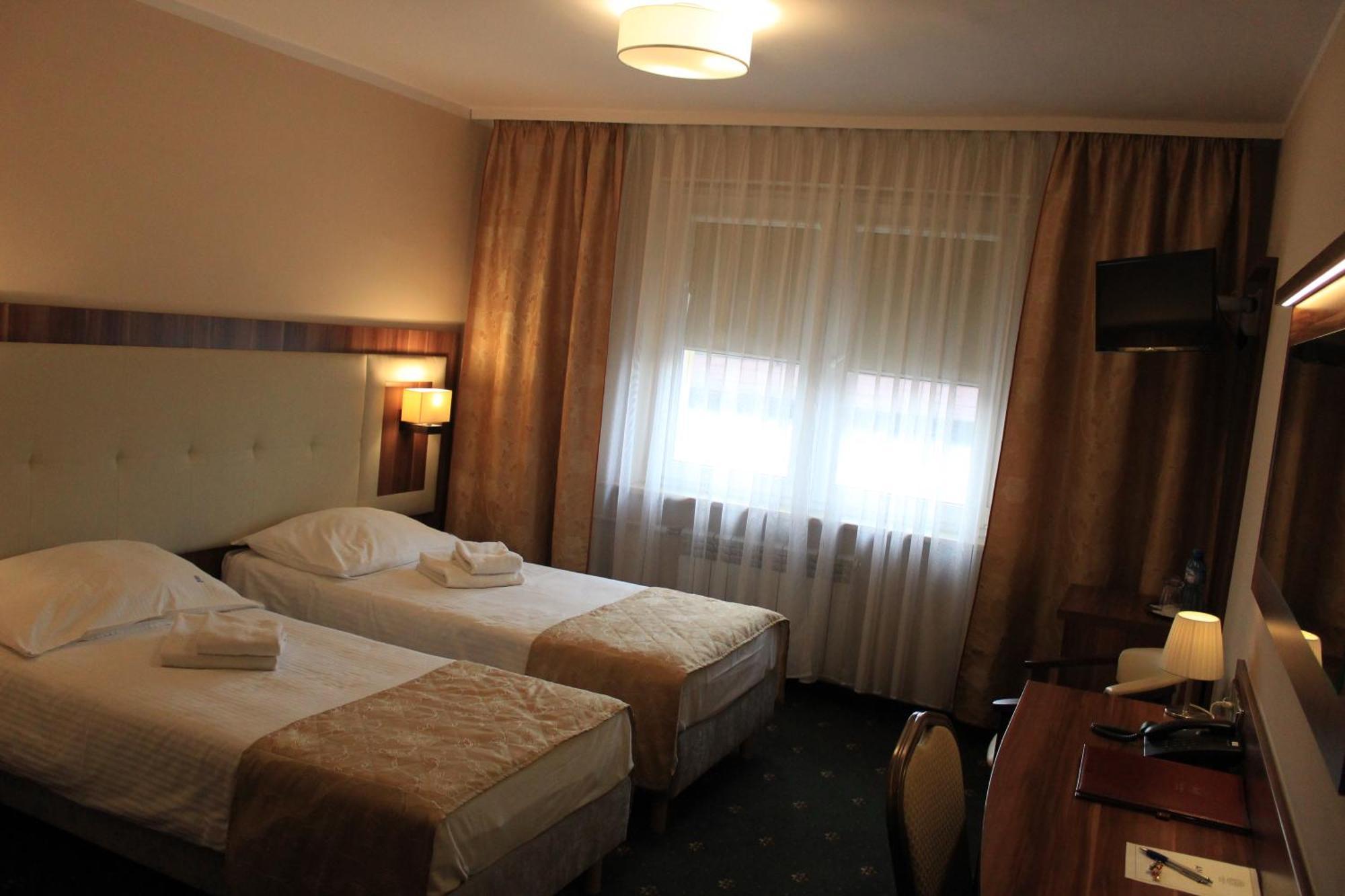 Cumulus Hotel Będzin المظهر الخارجي الصورة